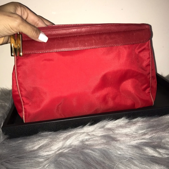💯% Authentic Moschino Red Clutch Cosmetic Handbag - Picture 14 of 16